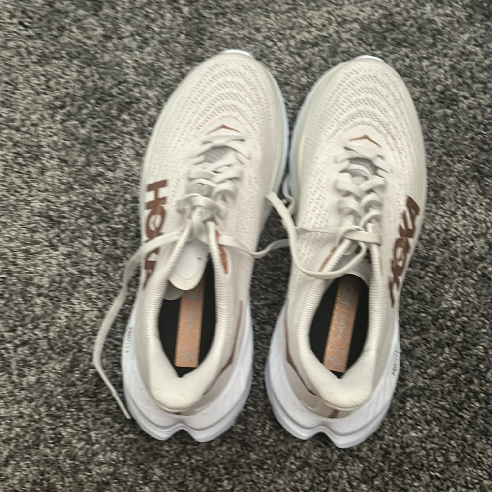 Hoka Mach 5